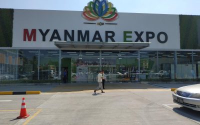 ဆဋ္ဌမအကြိမ် မြန်မာ့ စားသောက်ကုန် ကုန်စည်ပြပွဲ၌ Shin Shin နှင့် Cho’s Kitchen ထုတ်ကုန်များကို ရောင်းချပြသ